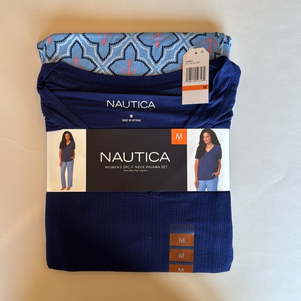 NWT Nautica Womens Two-Piece V-Neck Pajama Set